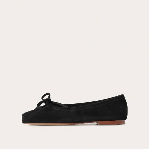 Prima Ballerina, black velvet